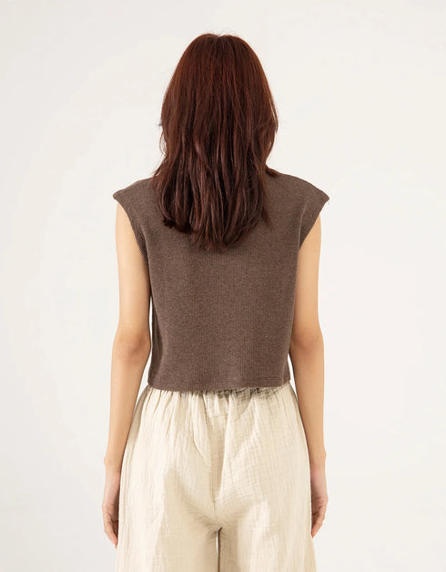TEXTURED KNIT CROPPED TOP